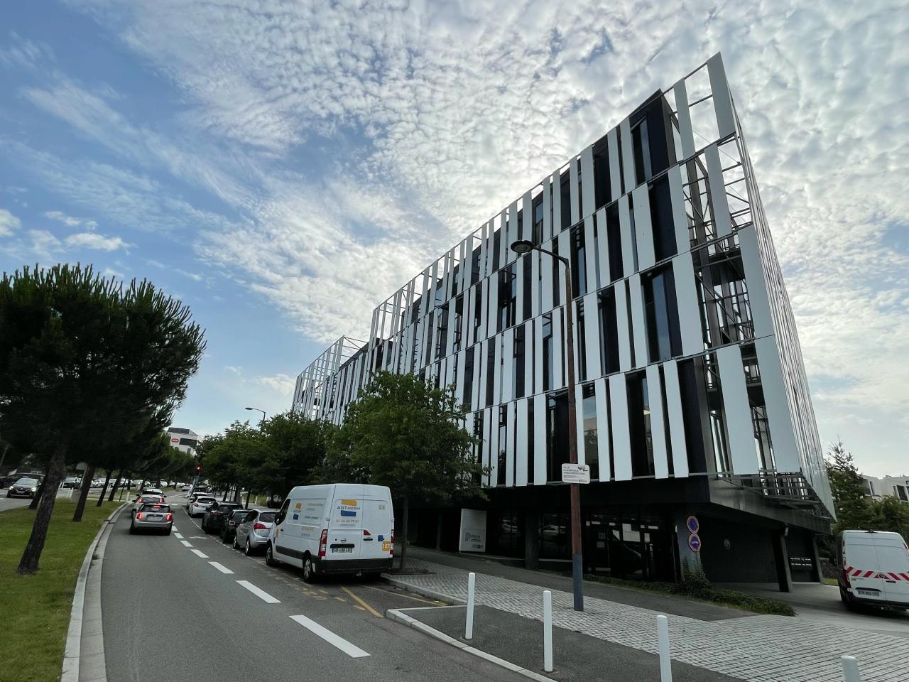 Bureau Balma 1527m² Location bureau Balma Haute-Garonne OLBUR2204254 0